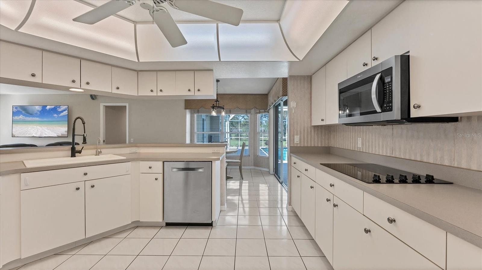 RIVER CLUB - Residential