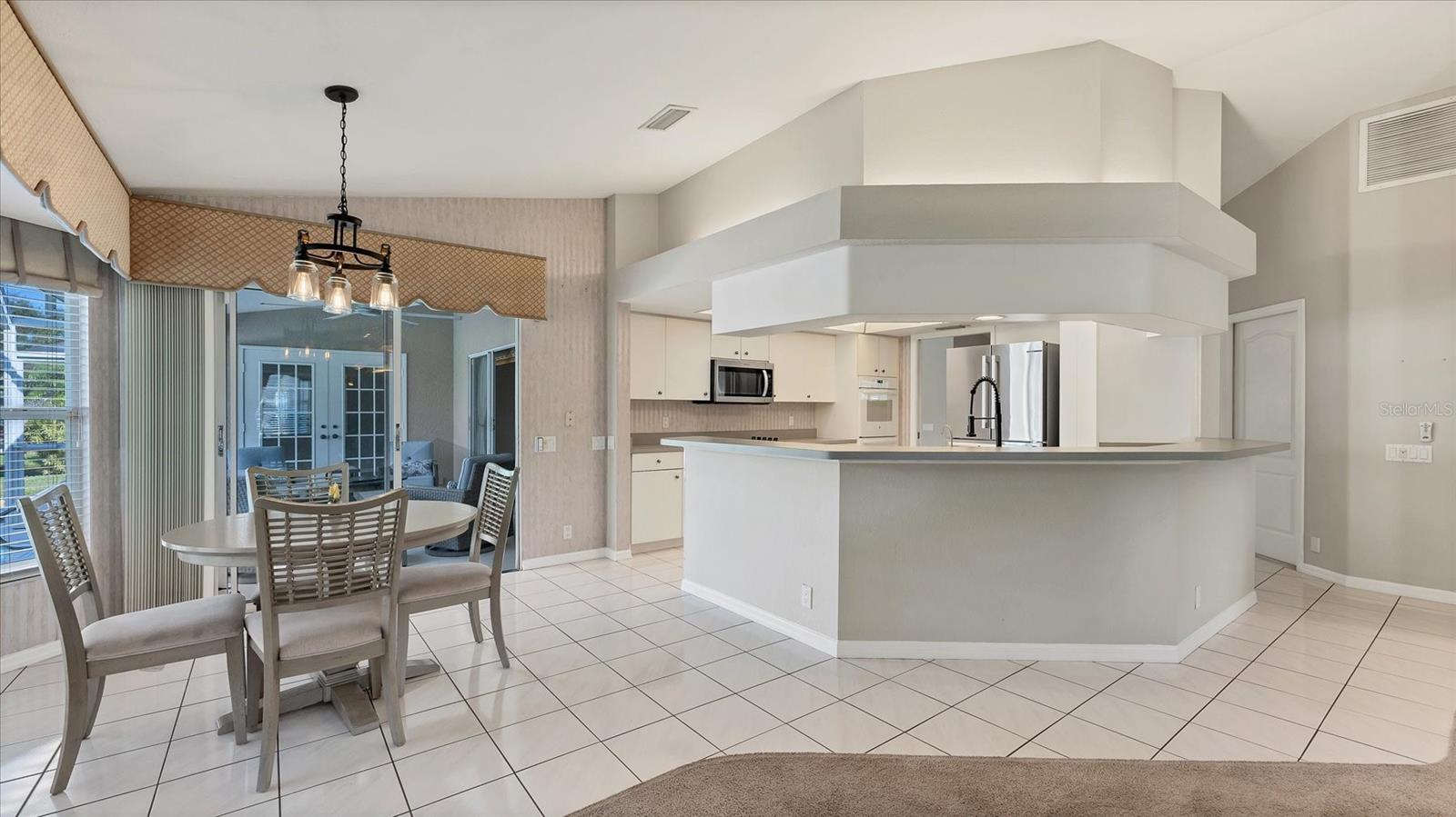 RIVER CLUB - Residential