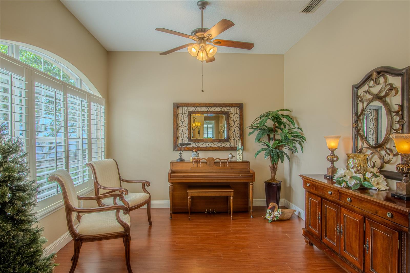 DUNHILL AT ERROL ESTS - Residential