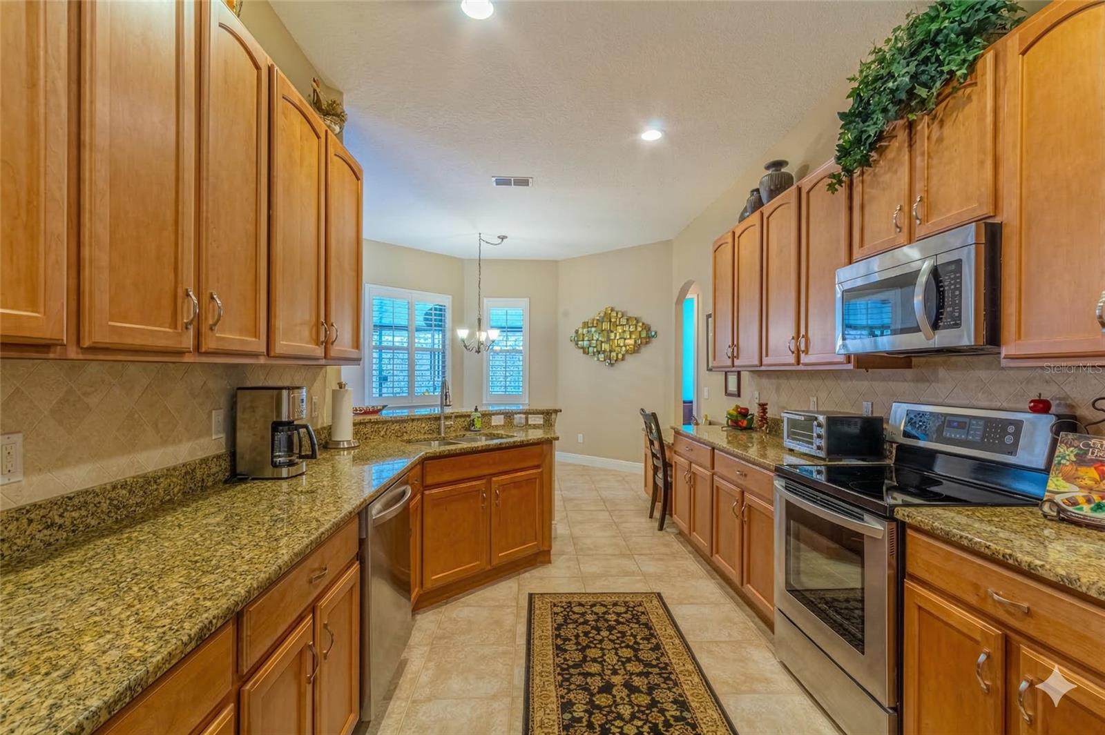 DUNHILL AT ERROL ESTS - Residential