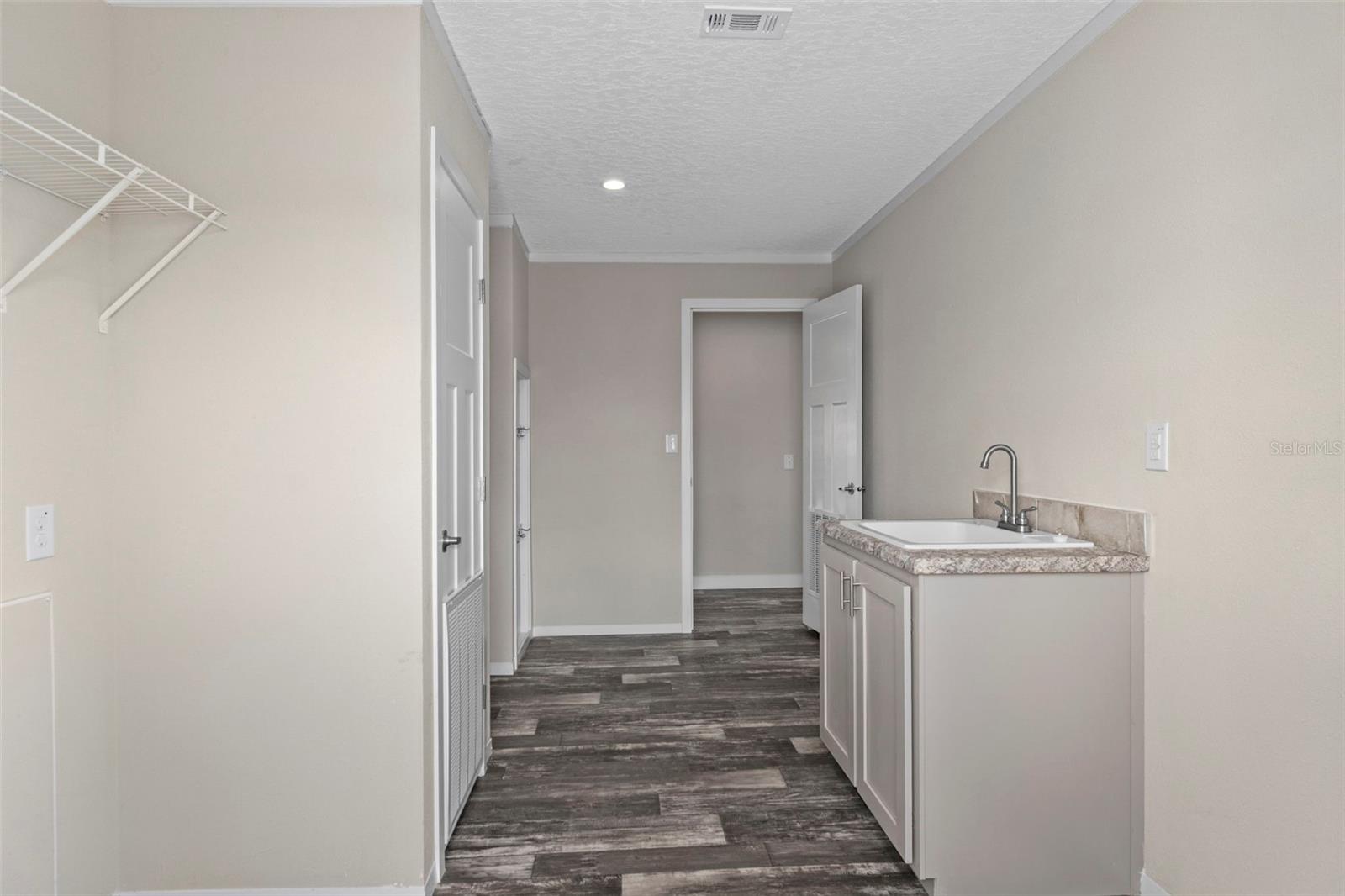 ZEPHYRHILLS COLONY CO - Residential