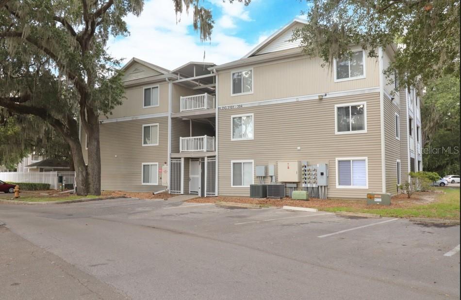 4000 SW 23RD STREET 3-302 Room 2