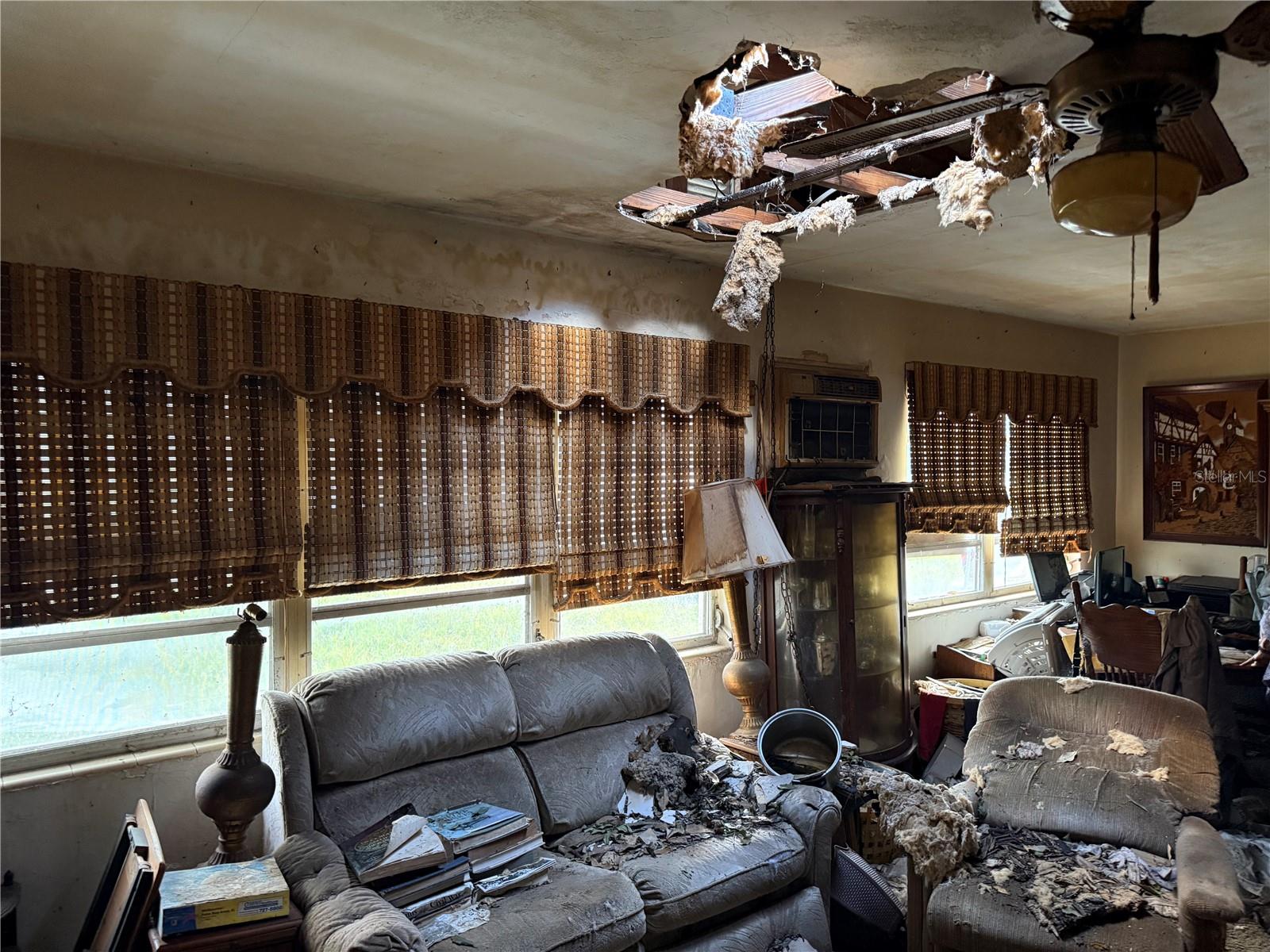 BOWE GARDENS SEC J 01 - Residential