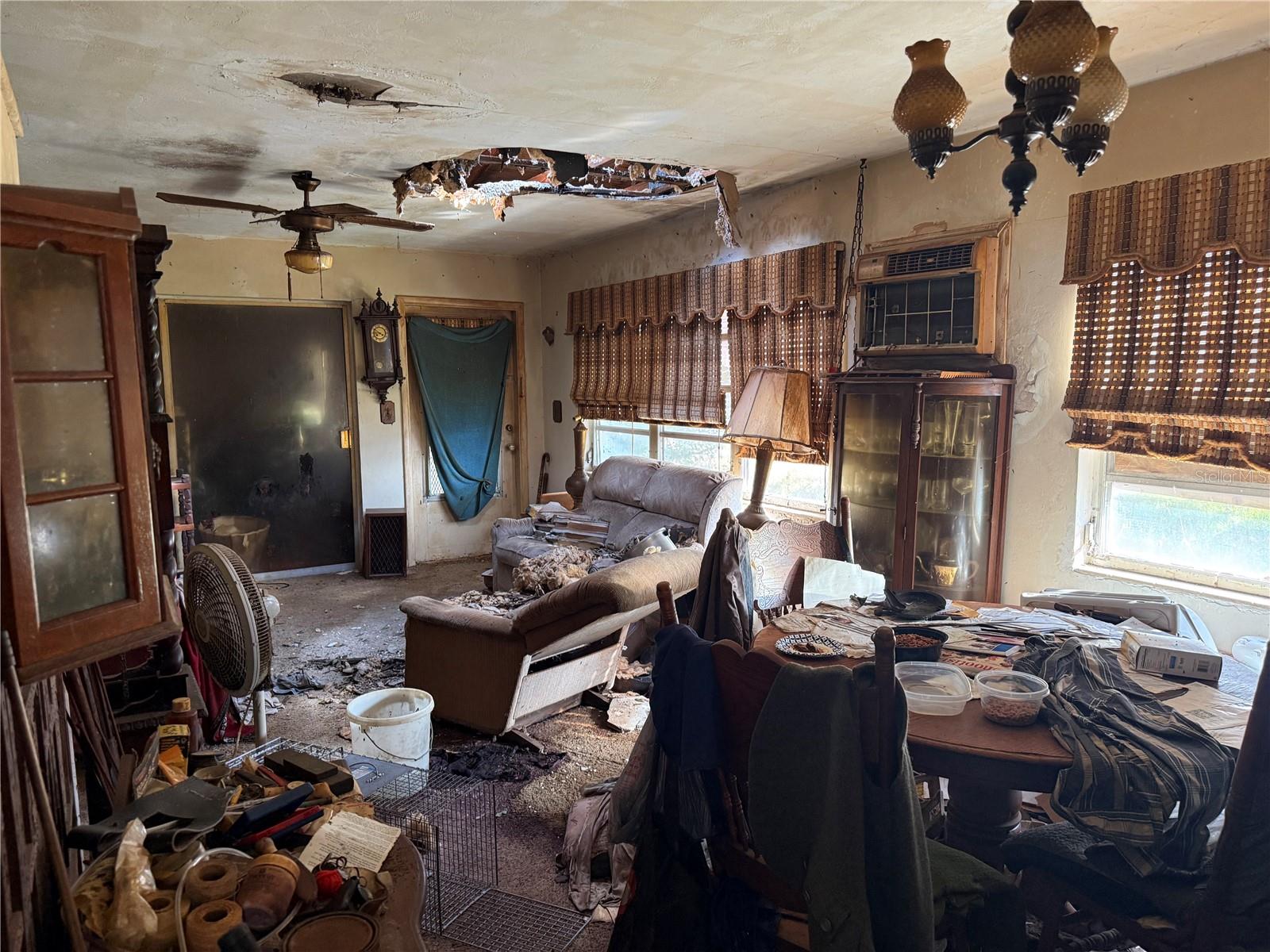 BOWE GARDENS SEC J 01 - Residential