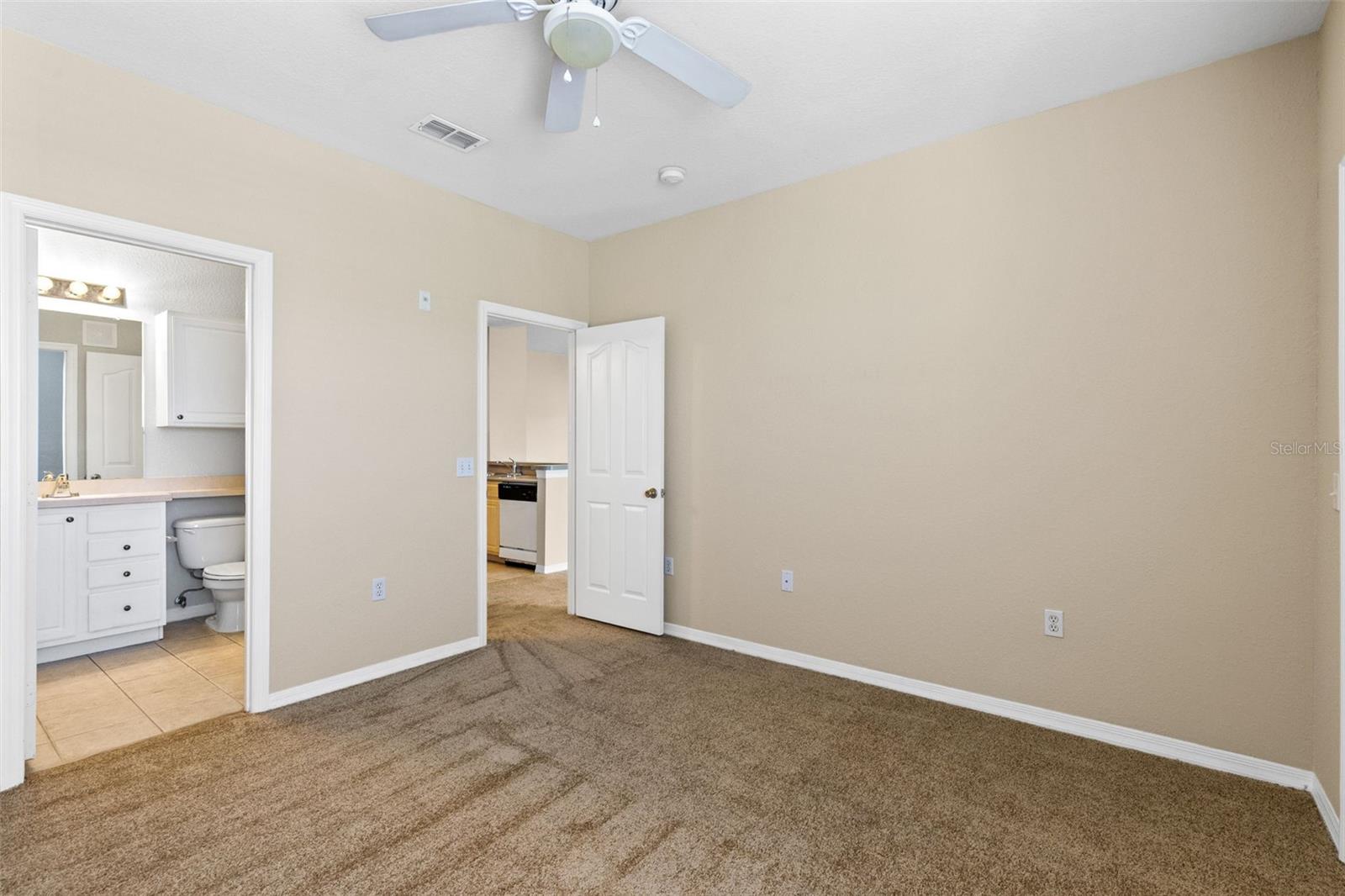 VISCONTI WEST CONDO - Residential