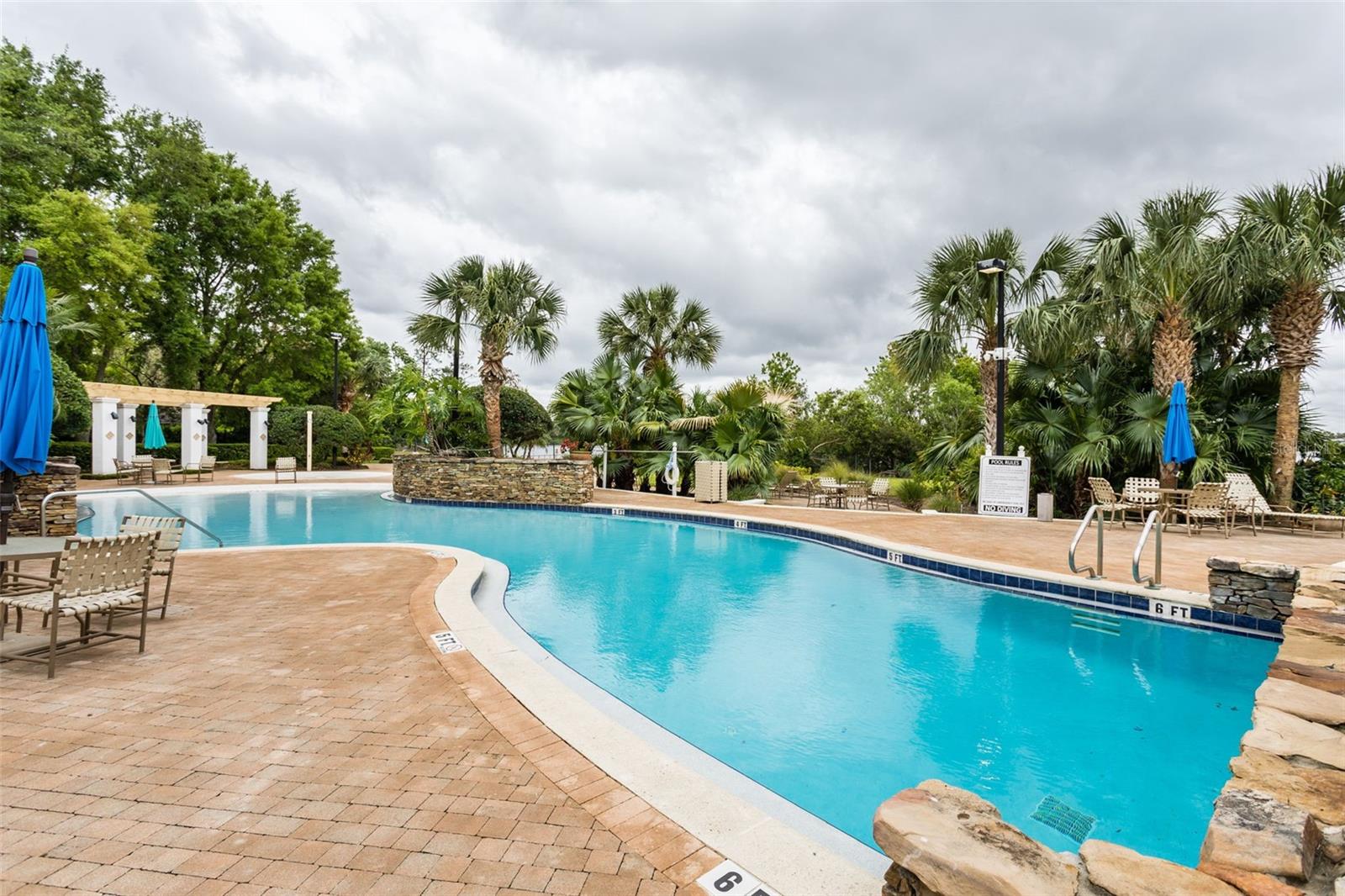 VISCONTI WEST CONDO - Residential