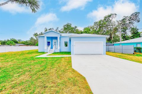 Photo of 11111 Hackney Drive, Riverview, FL 33578 (MLS # A4661776)