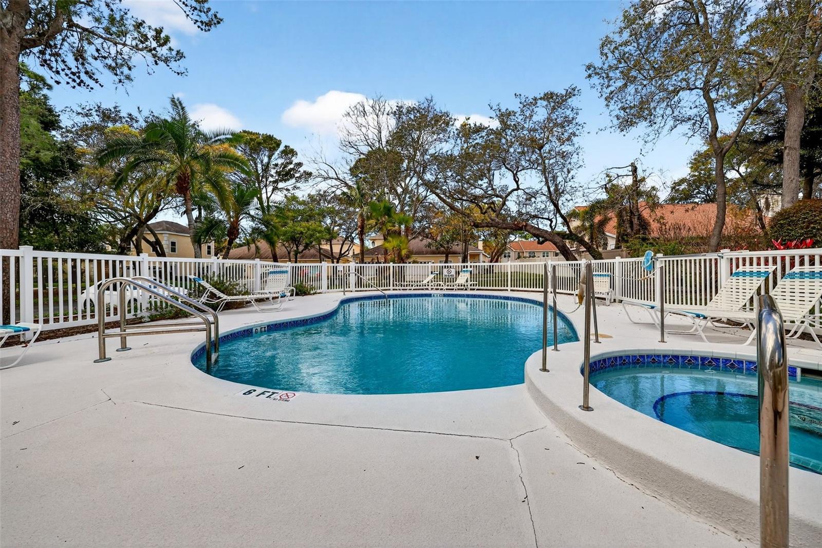 GLENEAGLES- FOREST RETREAT - Residential