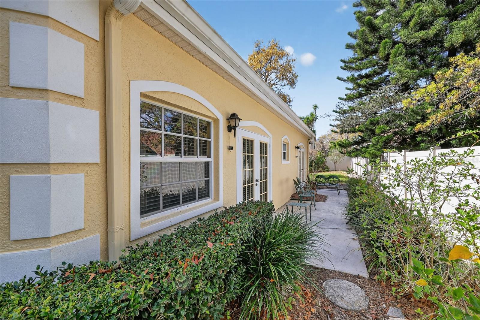 GLENEAGLES- FOREST RETREAT - Residential