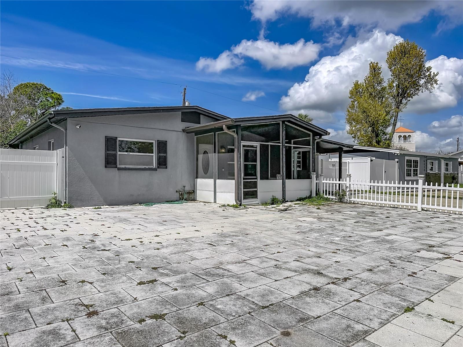 TOWNN COUNTRY PARK UN 06 - Residential