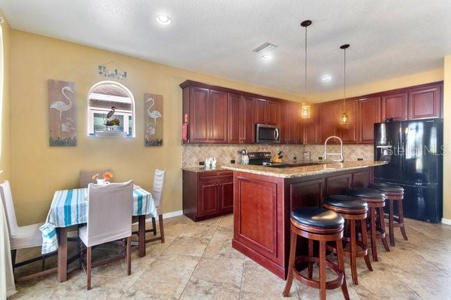 HIGHLANDS PH 02 - Residential