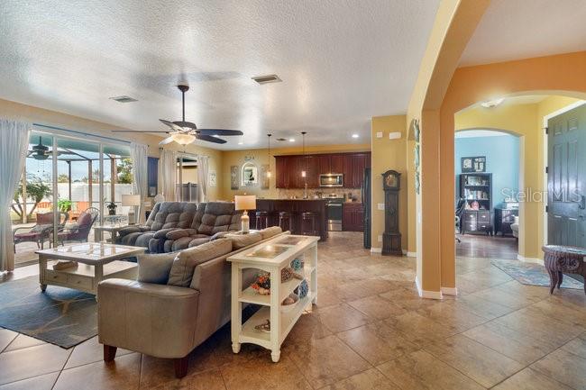 HIGHLANDS PH 02 - Residential