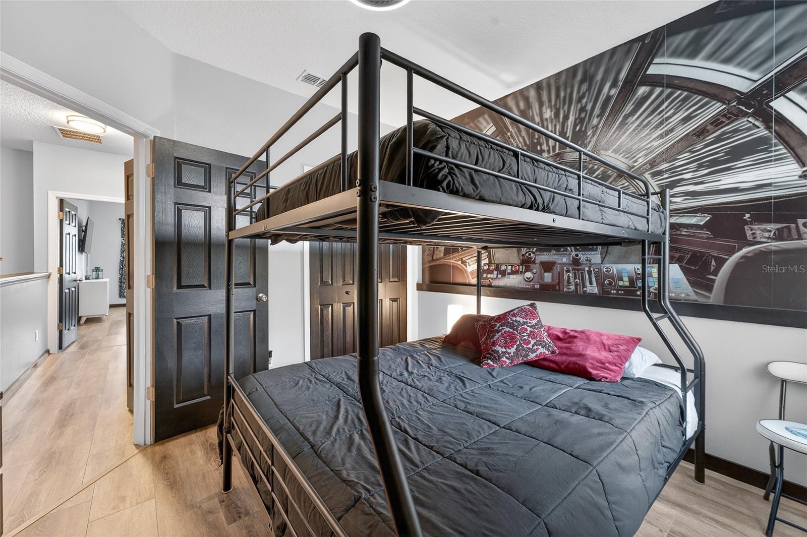 OASIS COVE AT LAKESIDE VILLAGE - Residential