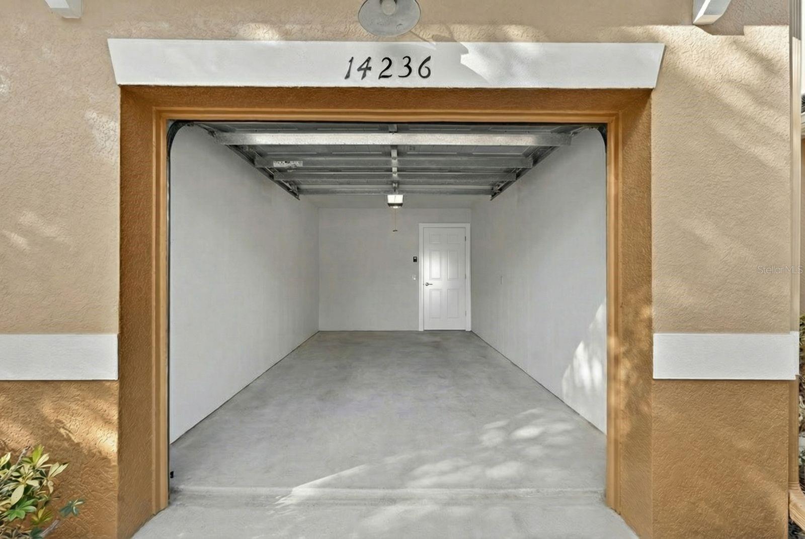 OASIS COVE AT LAKESIDE VILLAGE - Residential