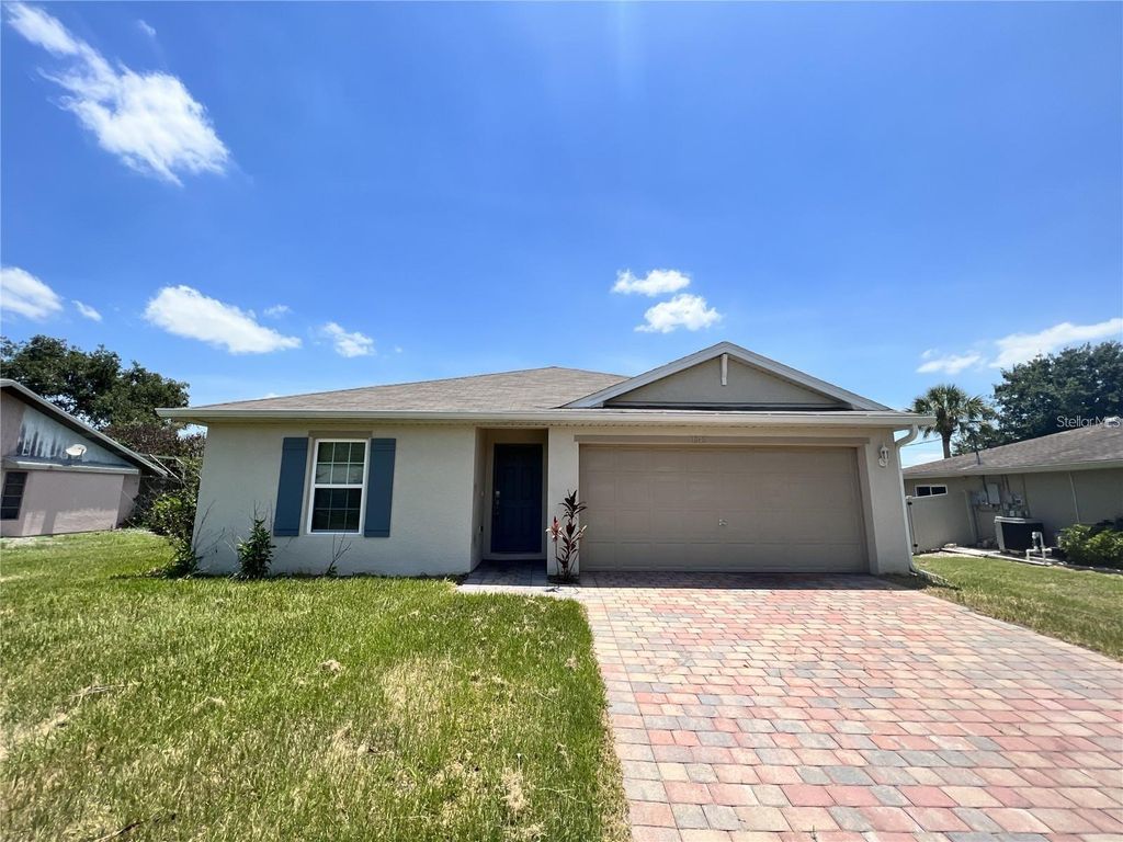 Photo of 1042 Bounds Street, Port Charlotte, FL 33952 (MLS # C7524491)