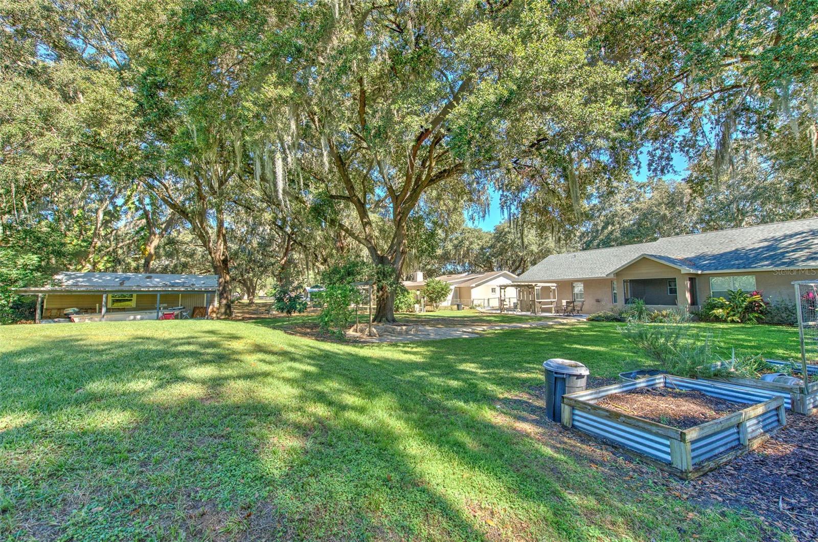 PEACE RIVER OAKS - Residential