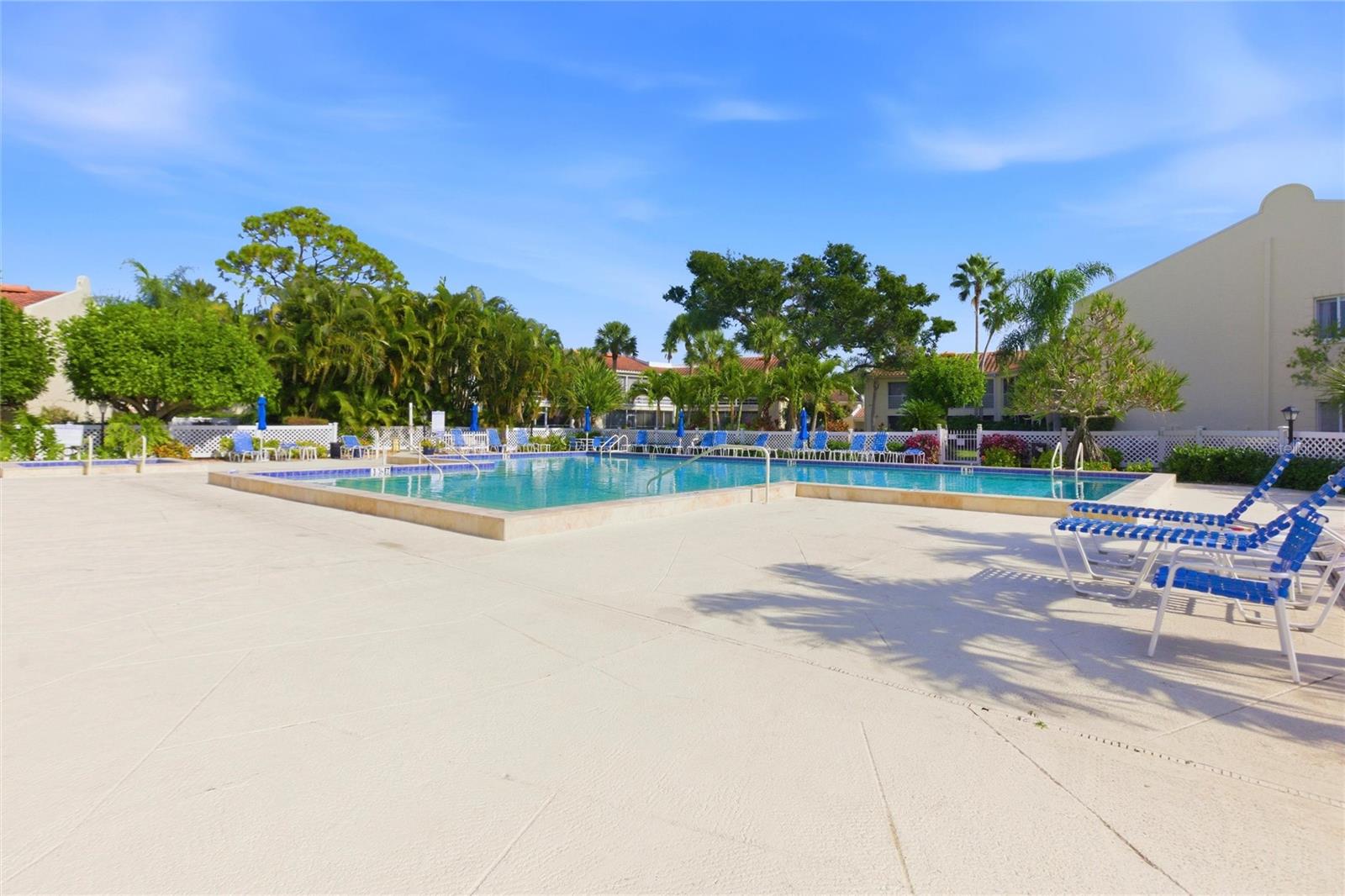 VIZCAYA PH 6,10&11 - Residential