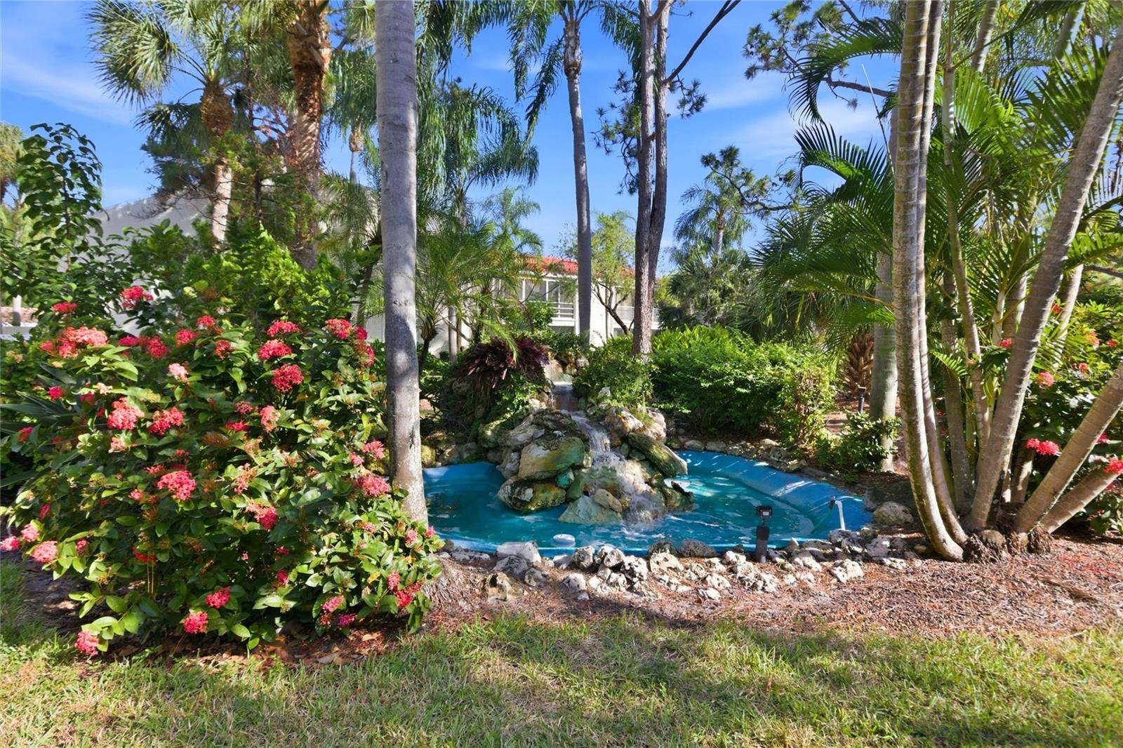 VIZCAYA PH 6,10&11 - Residential