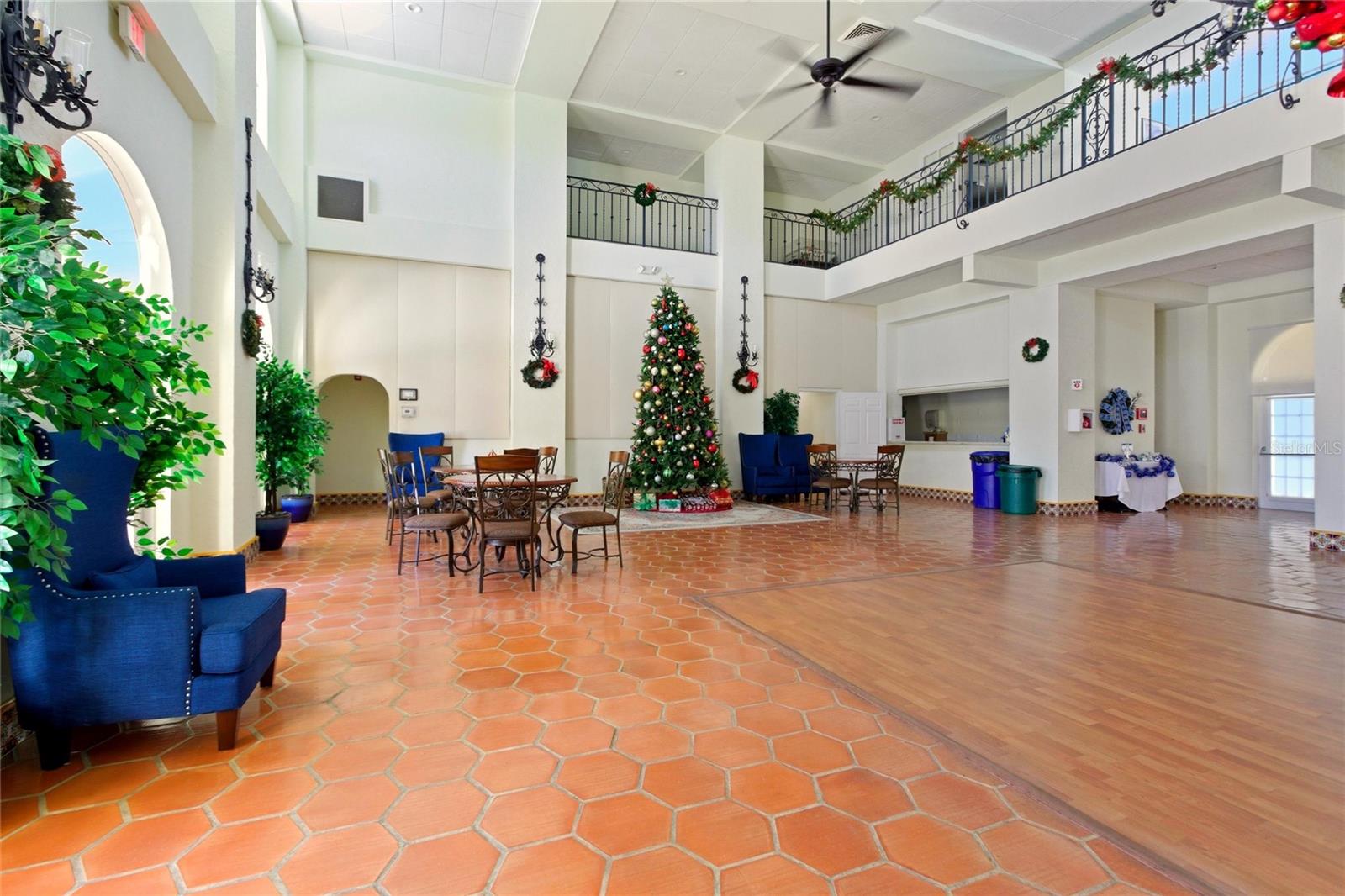 VIZCAYA PH 6,10&11 - Residential