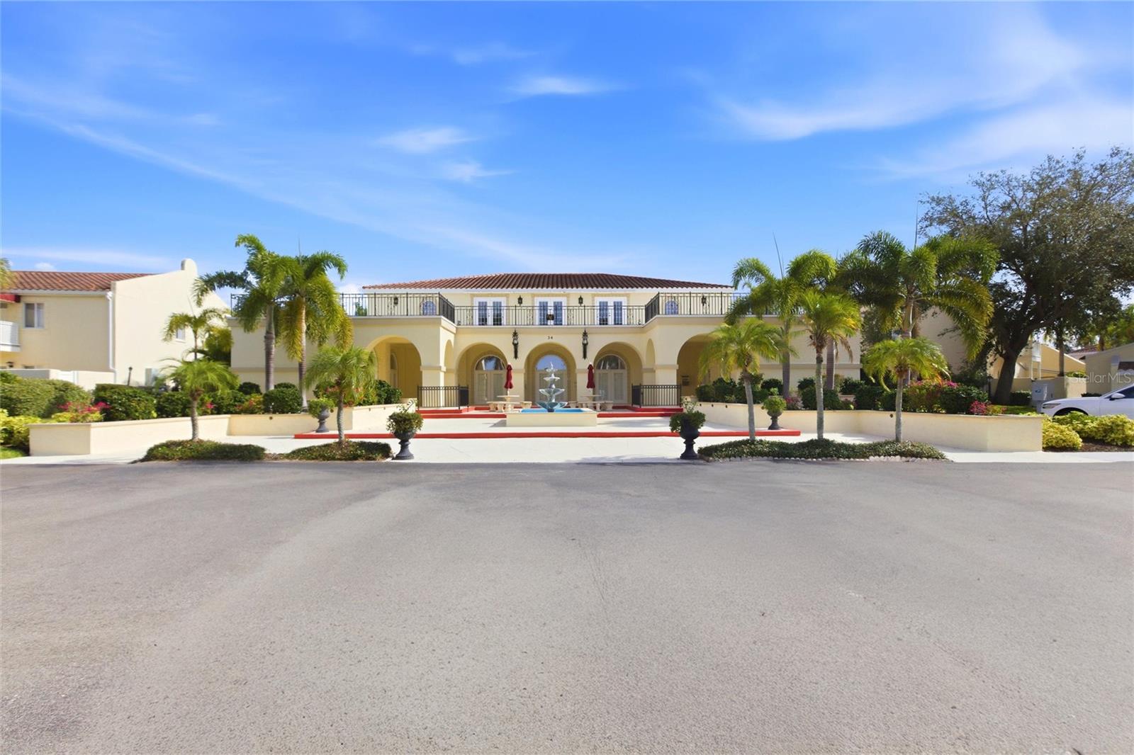 VIZCAYA PH 6,10&11 - Residential