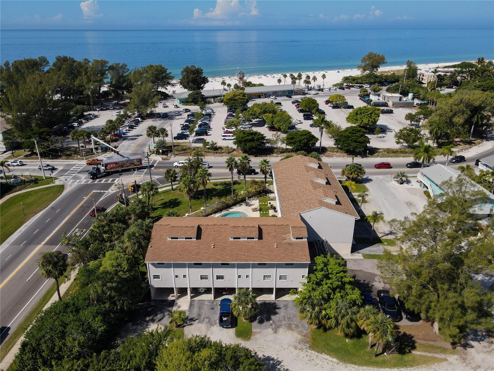 BEACH TWNHS - Residential