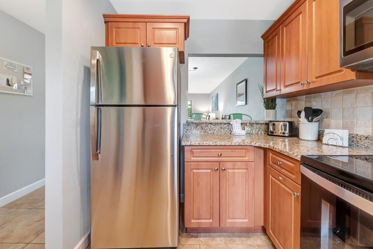 BEACH TWNHS - Residential