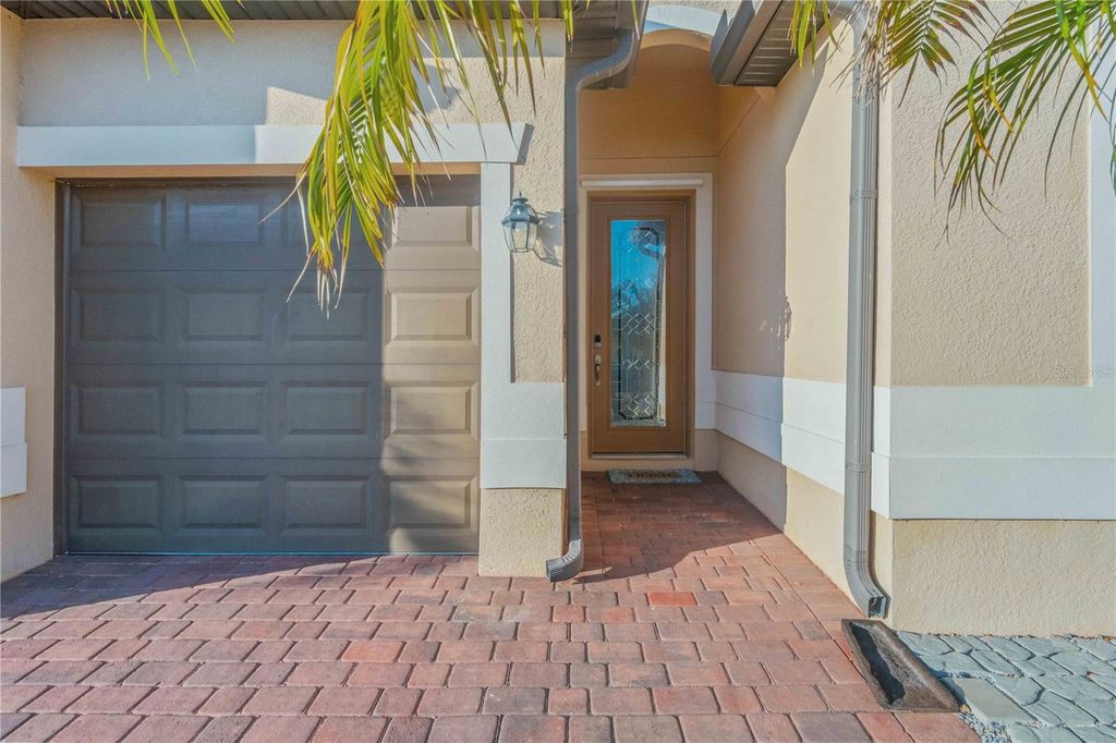 Photo of 13634 Vancanza Drive, Venice, FL 34293 (MLS # C7521988)