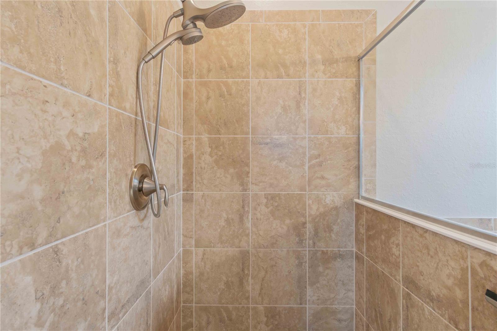 GRAN PARADISO PH 1 - Residential