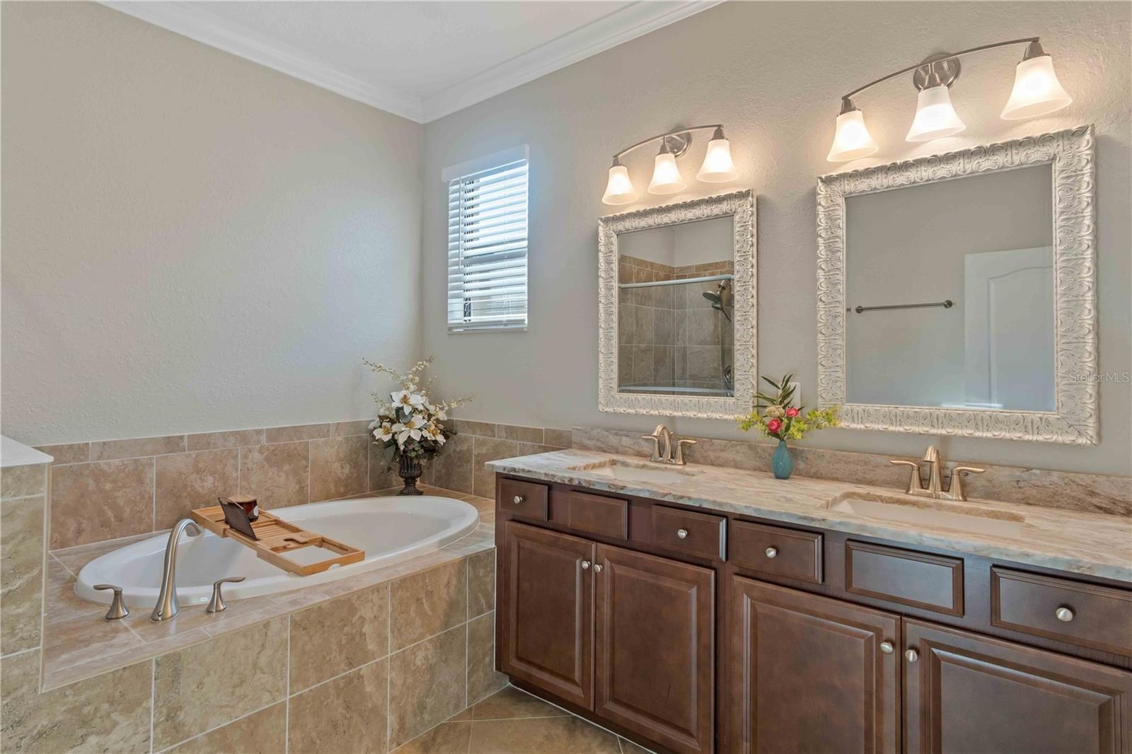 GRAN PARADISO PH 1 - Residential