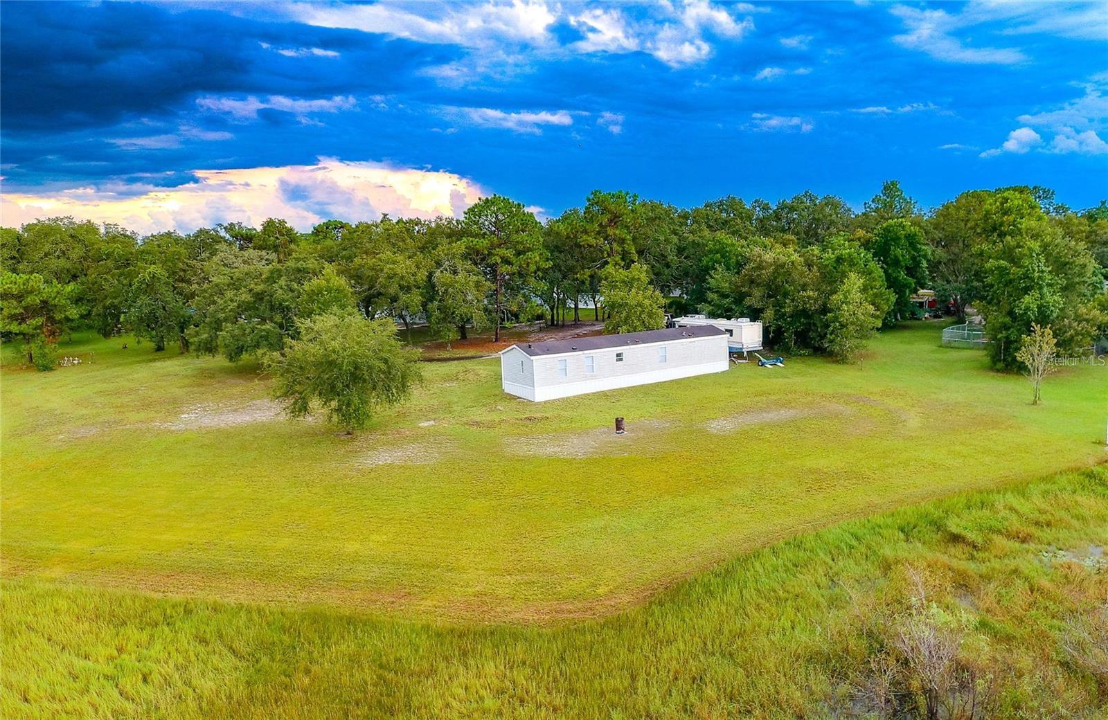 LONG LAKE ESTATES - Residential