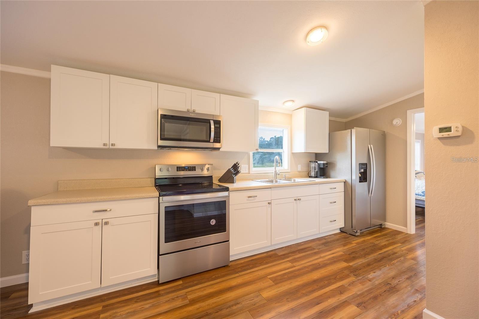 LONG LAKE ESTATES - Residential