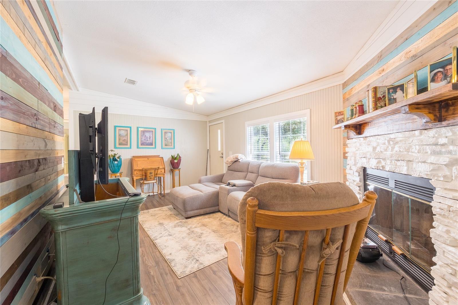 LONG LAKE ESTATES - Residential