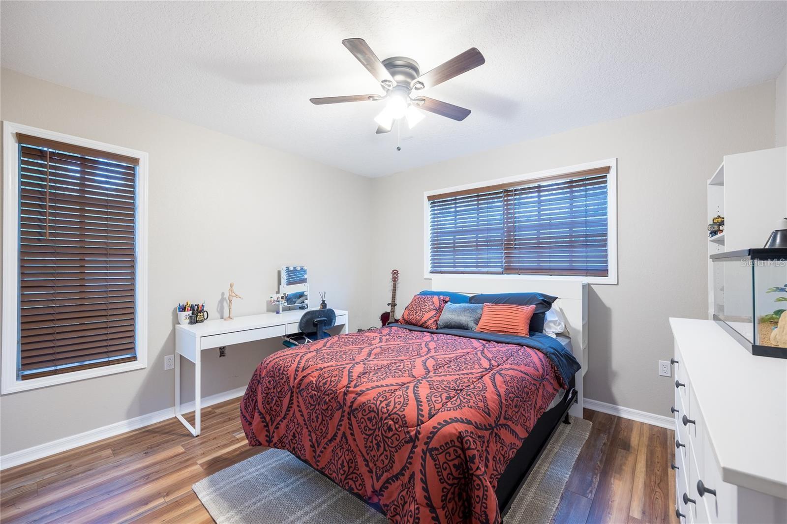 LONG LAKE ESTATES - Residential