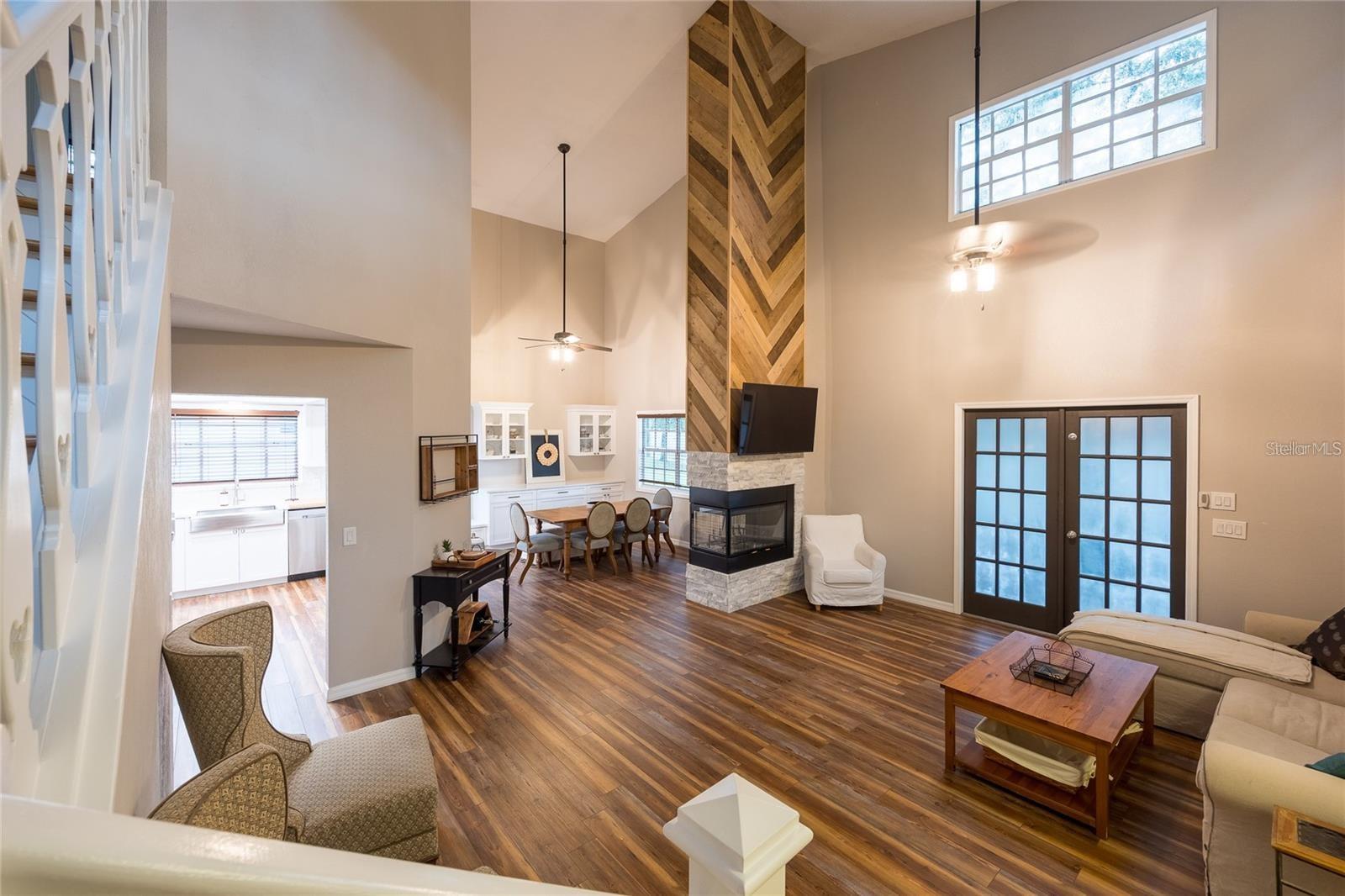 LONG LAKE ESTATES - Residential