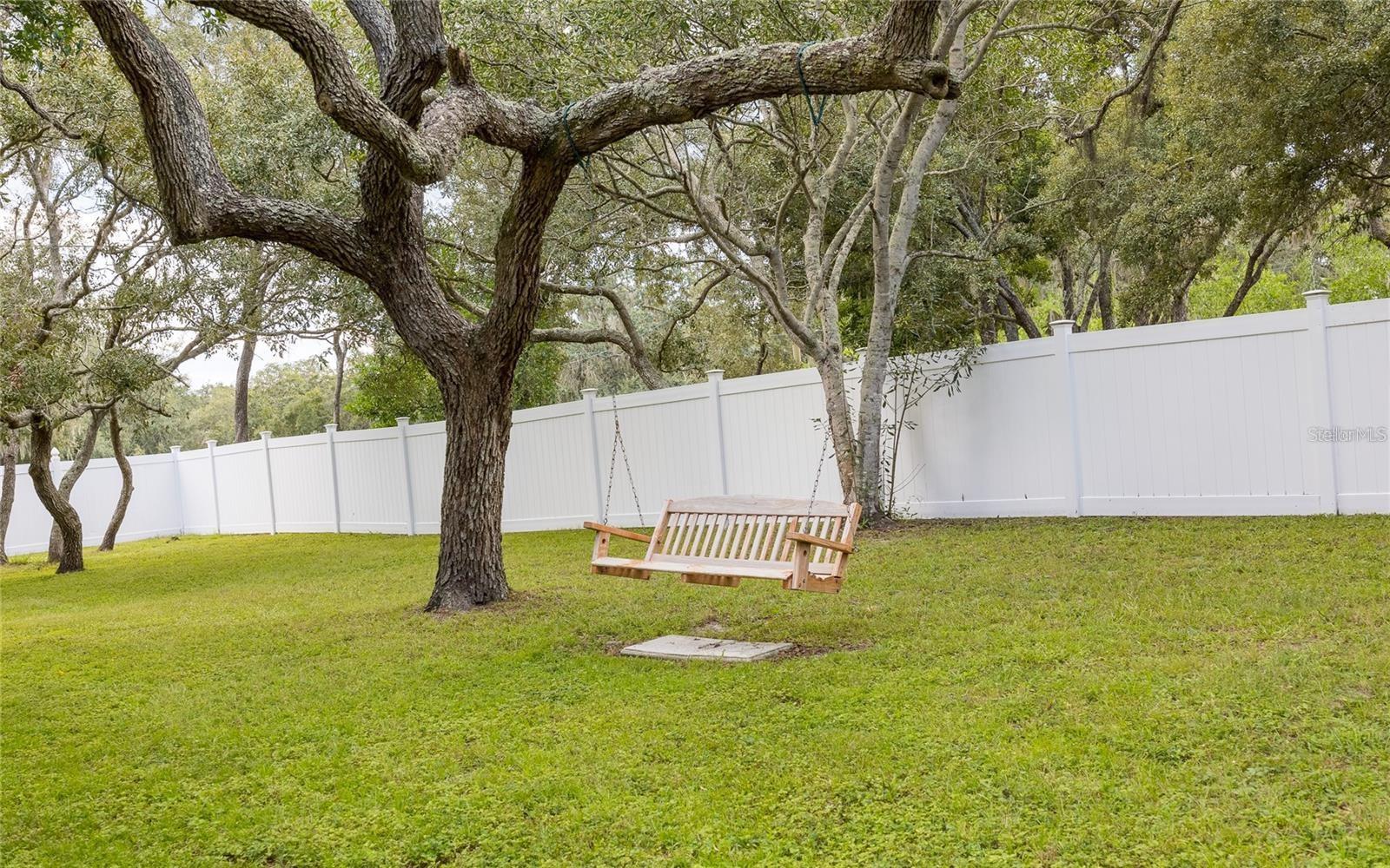 LONG LAKE ESTATES - Residential