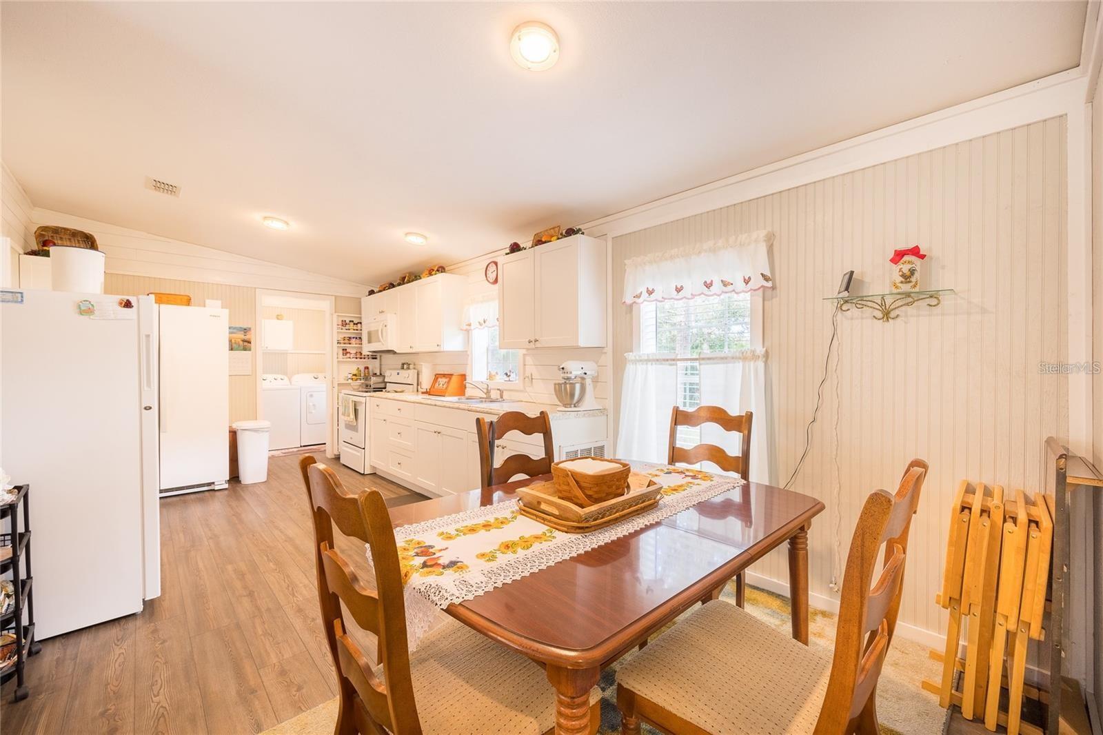 LONG LAKE ESTATES - Residential