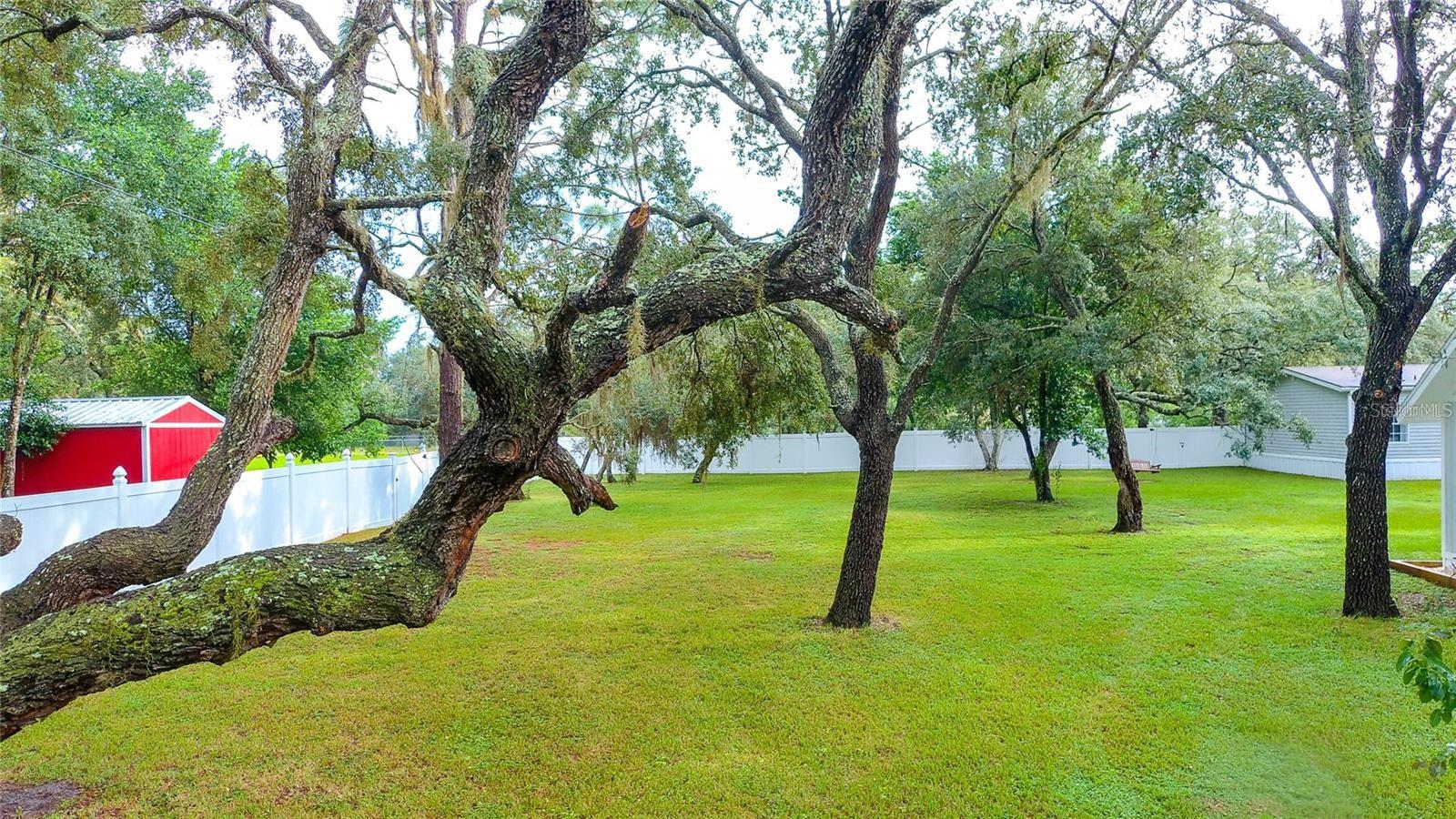 LONG LAKE ESTATES - Residential