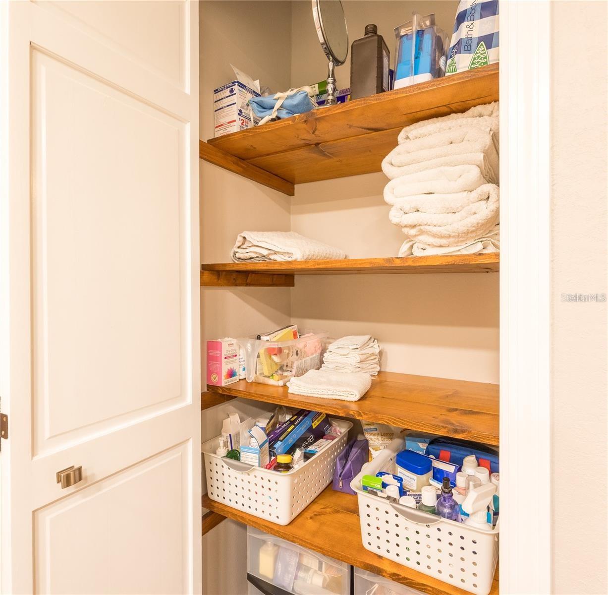 LONG LAKE ESTATES - Residential