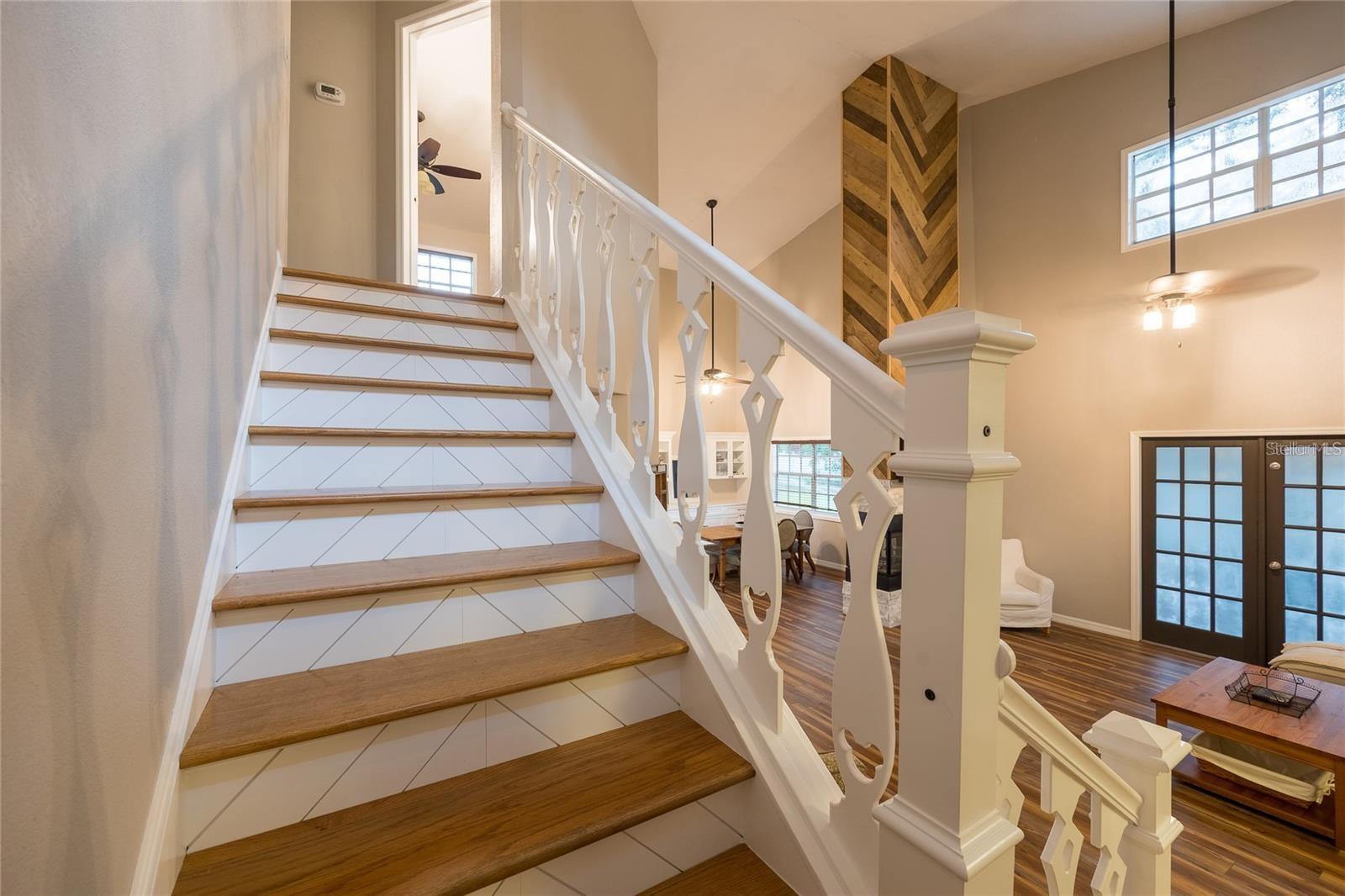 LONG LAKE ESTATES - Residential