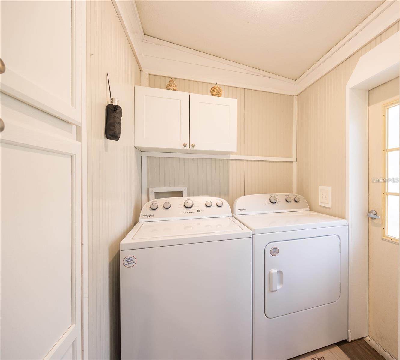 LONG LAKE ESTATES - Residential