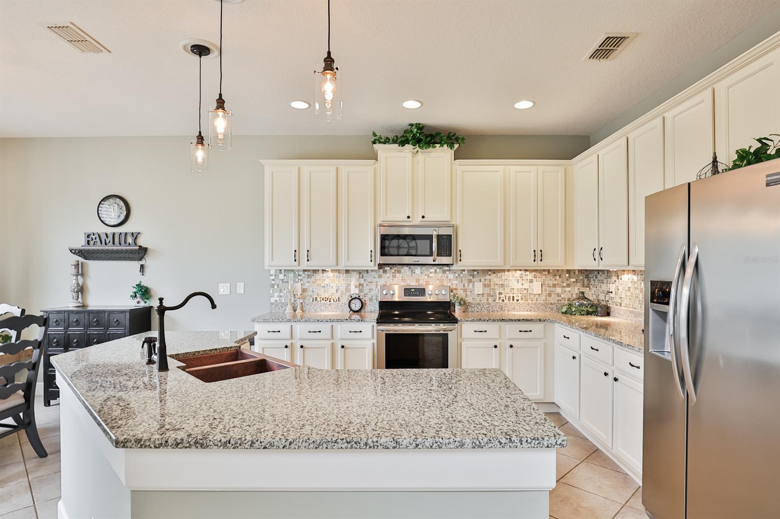 Venetian Bay Ph 1A - Residential