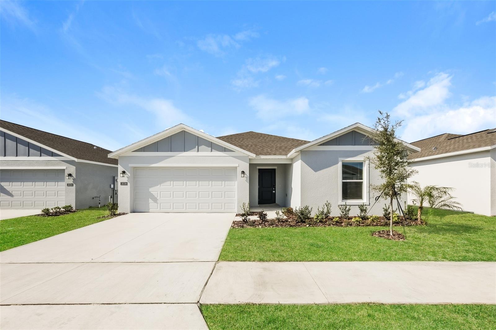 RANCHES/LK MCLEOD I - Residential Lease