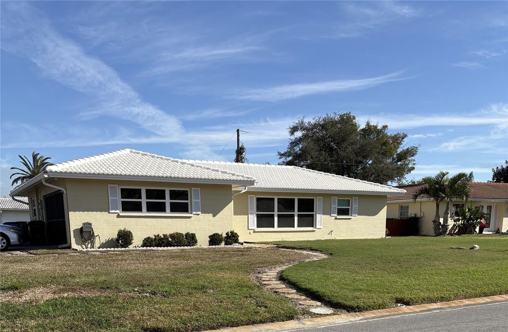 Photo of 124 Matisse Circle W, Nokomis, FL 34275 (MLS # A4674844)