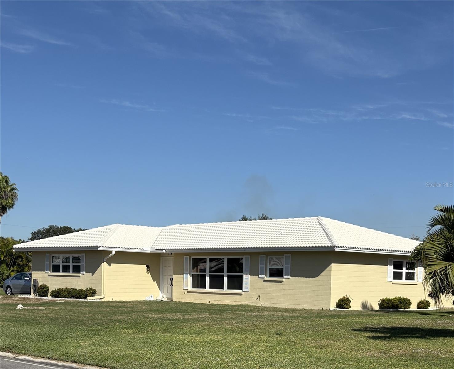 124 MATISSE CIRCLE W