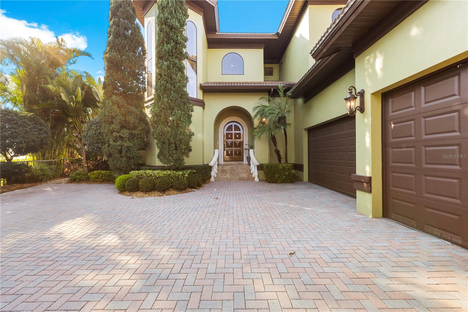 THE RESERVE OF OLD TAMPA BAY - Residential