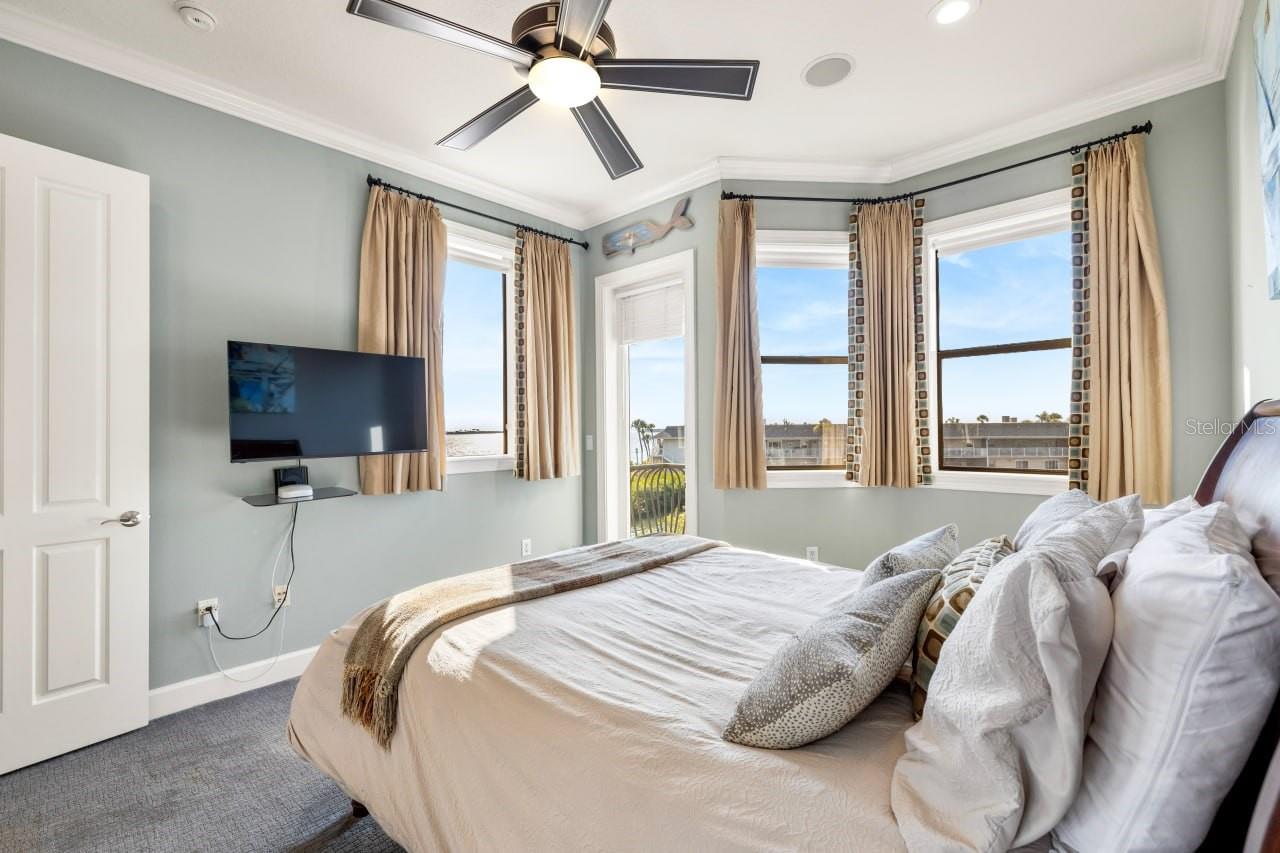 THE RESERVE OF OLD TAMPA BAY - Residential