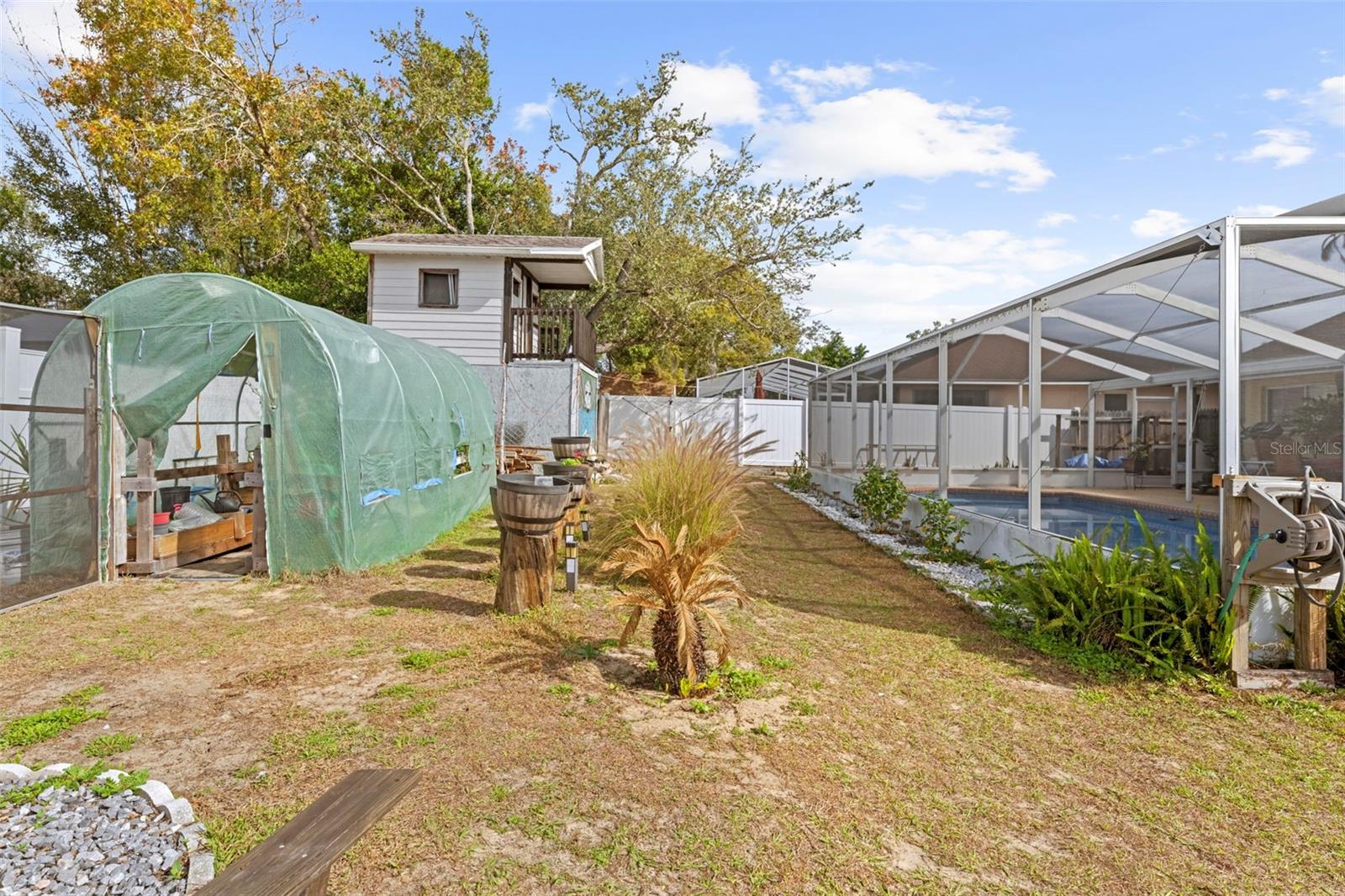 SPRING HILL - Residential