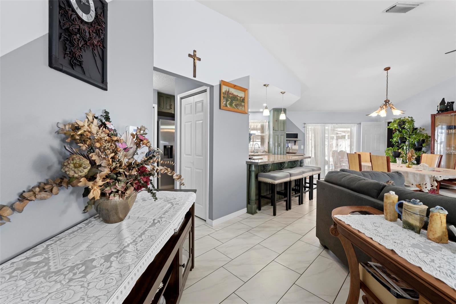 SPRING HILL - Residential