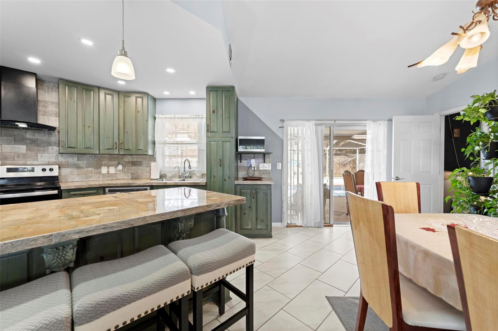 SPRING HILL - Residential