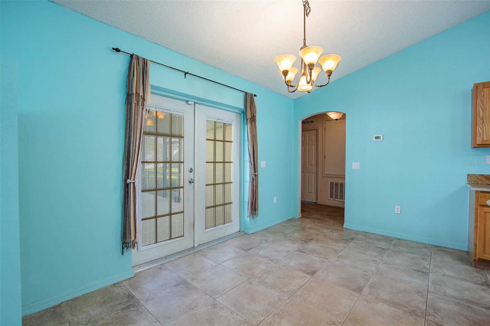 MINNEOLA PINE BLUFF PH 02 LT 98 PB 50 P - Residential